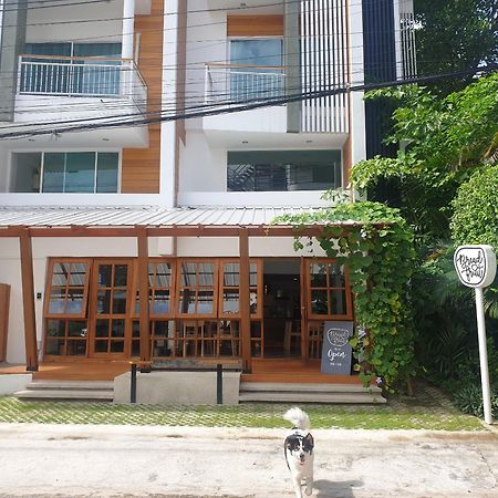 Breadfruit Hostel Τσιάνγκ Μάι Εξωτερικό φωτογραφία
