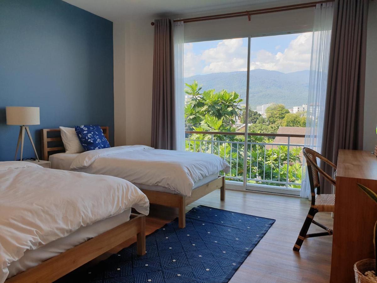 Breadfruit Hostel Τσιάνγκ Μάι Εξωτερικό φωτογραφία