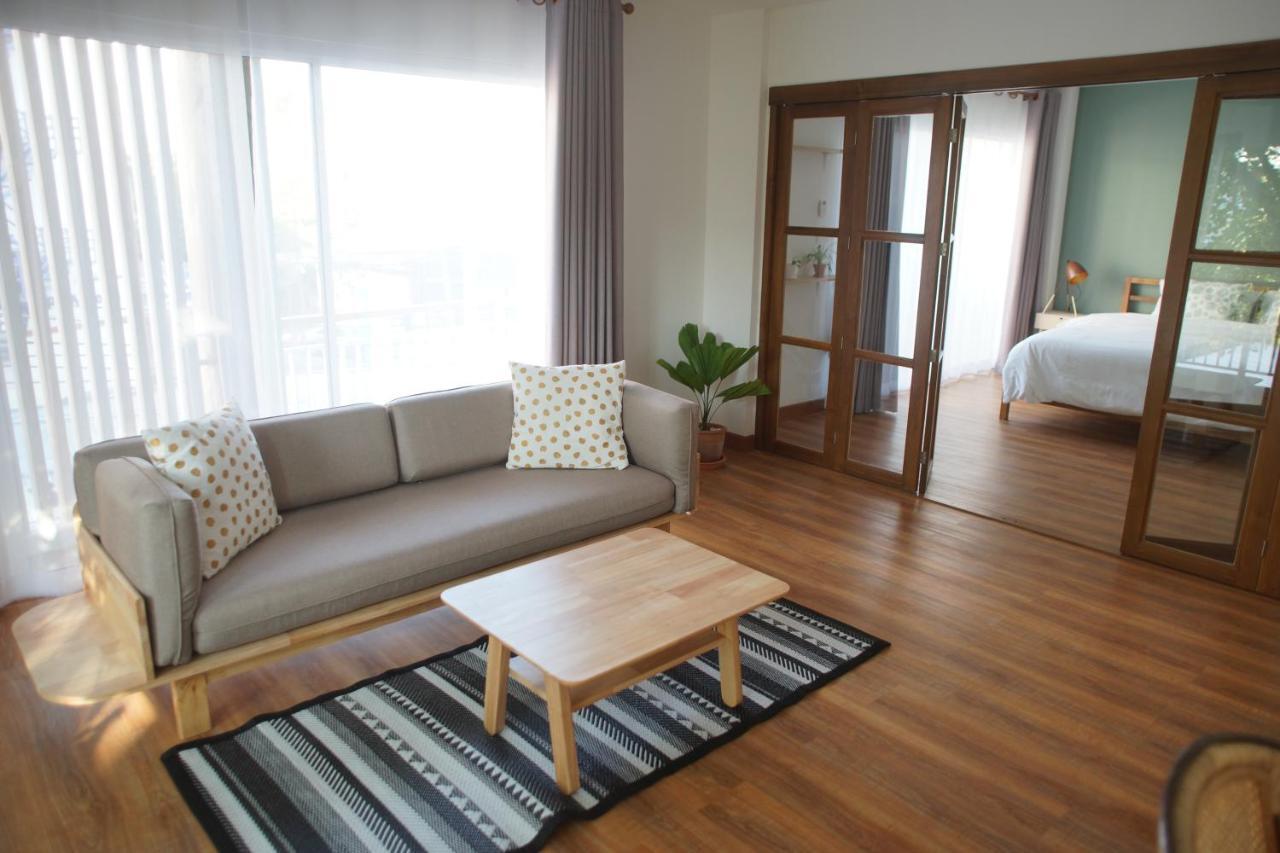 Breadfruit Hostel Τσιάνγκ Μάι Εξωτερικό φωτογραφία